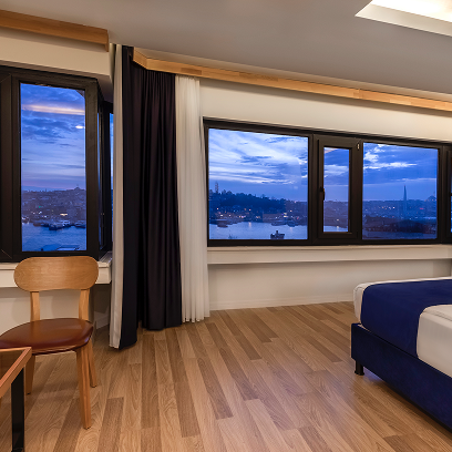 Rooms & Accommodation: